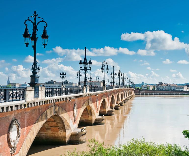 Transfer from Geneva to Bordeaux