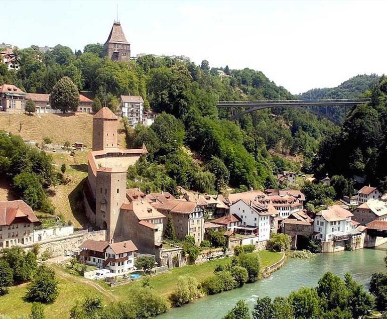 Transfer from Geneva to Fribourg