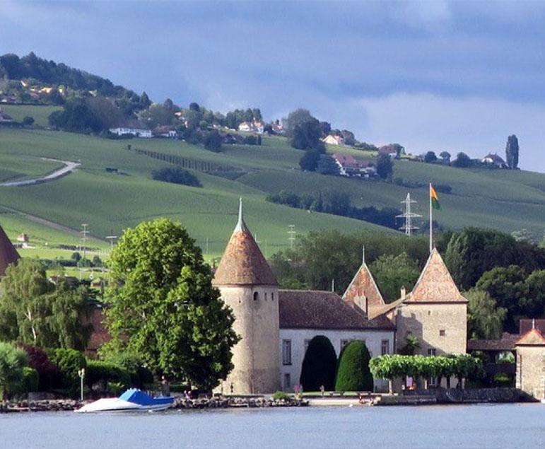 Transfer from Geneva to Rolle